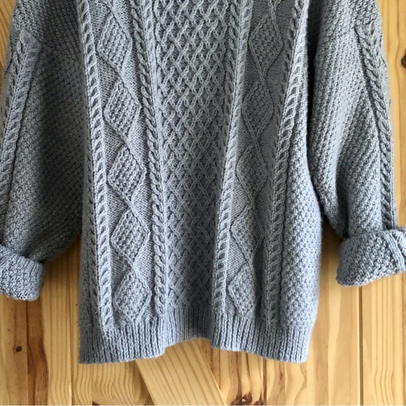 Vintage Oversized Hand knit Sweater. Medium/Large. - Picture 3 of 3